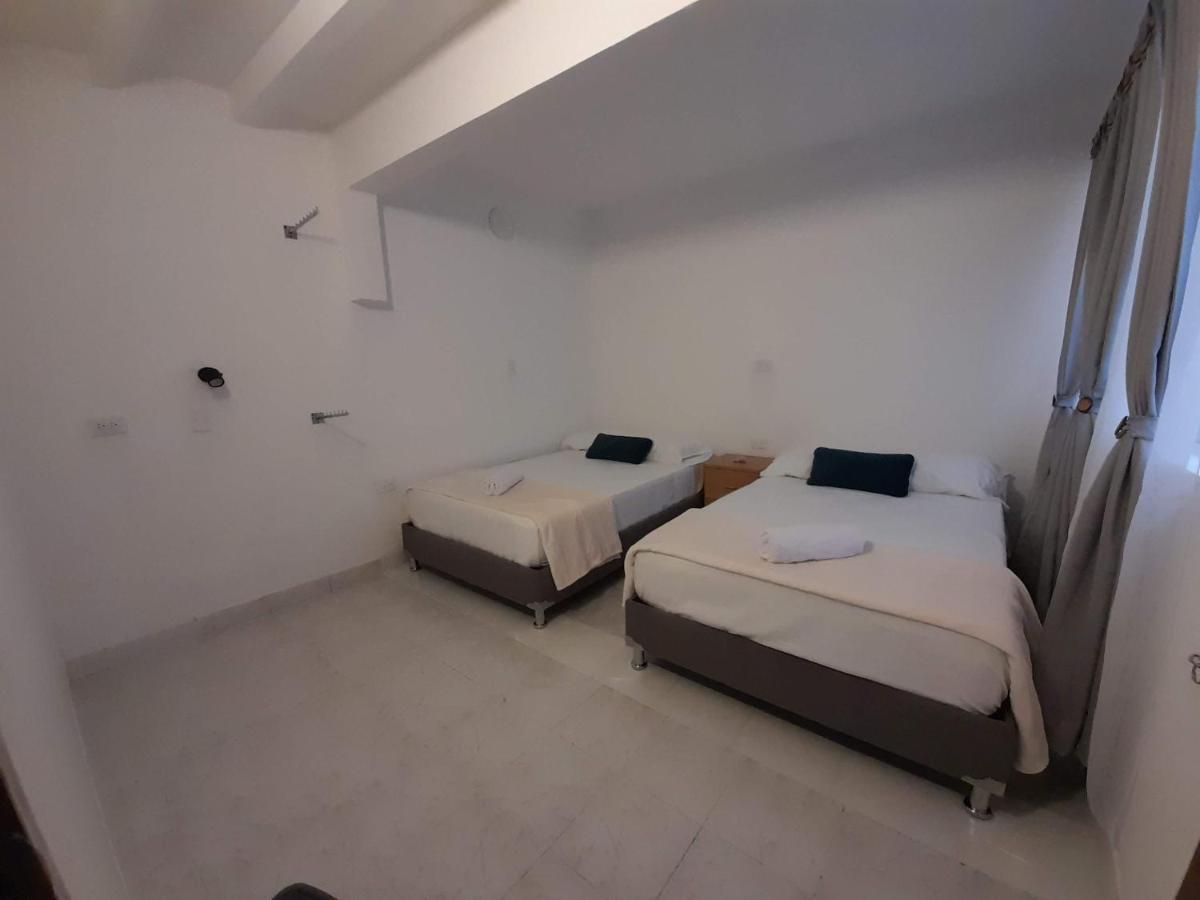 Road Living Home ميديلين المظهر الخارجي الصورة