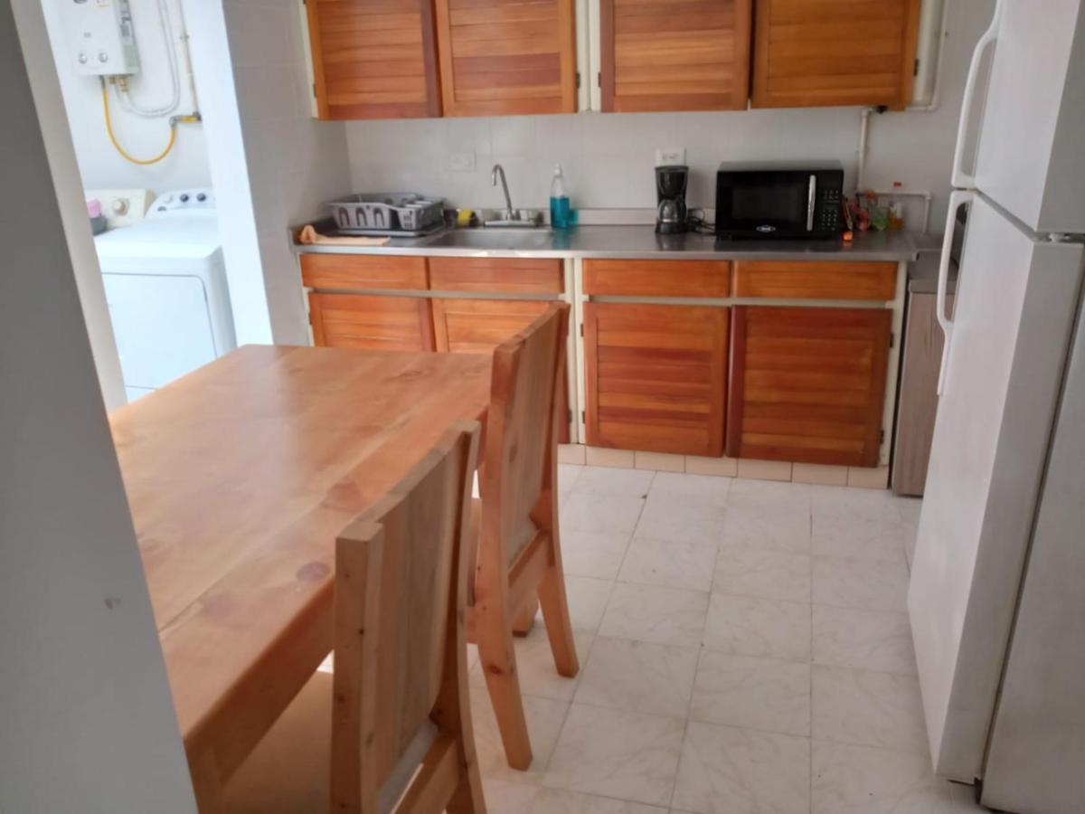 Road Living Home ميديلين المظهر الخارجي الصورة