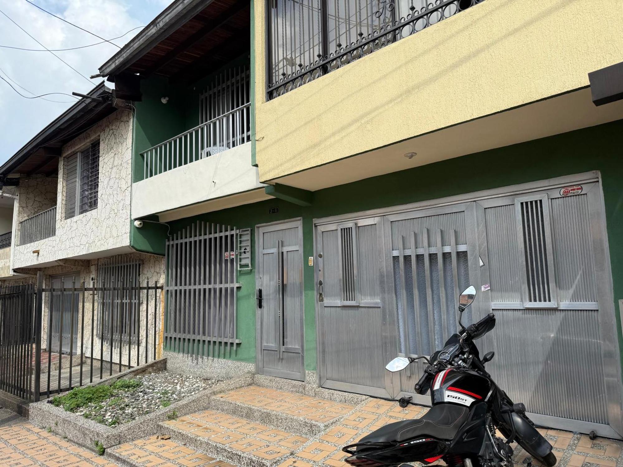 Road Living Home ميديلين المظهر الخارجي الصورة